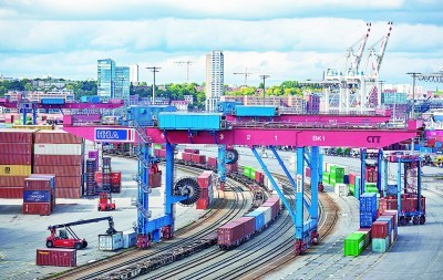 應(yīng)對美國關(guān)稅戰(zhàn),歐盟的&ldquo;兩手準(zhǔn)備&rdquo;